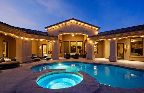 Paradise Valley House | LUXE-Mountain Estate-Heated Pool-Paradise Valley