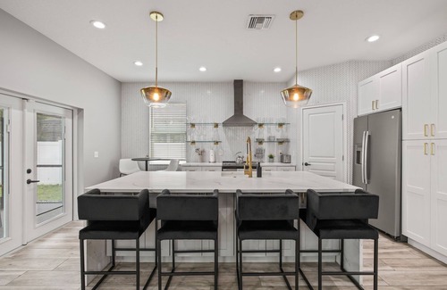 Tampa House | Luxe New Build Near TPA Airport & Stadium - Modern, Spacious & Prime Location