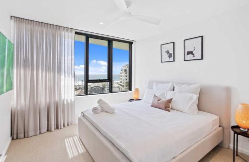 Palm Beach Apartment | Luxe Oceanview Apartment in Palm Beach