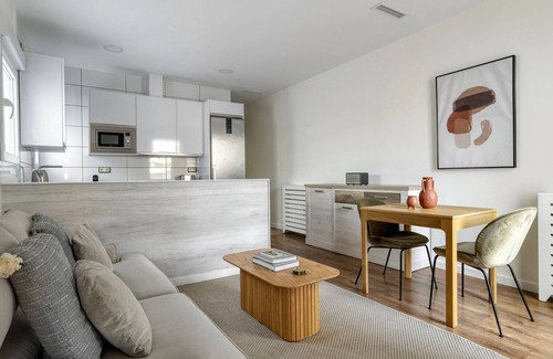 Pacifico Apartment | Luxe Pacífico 2BR w/Doorman, walk to Retiro Park, by Blueground