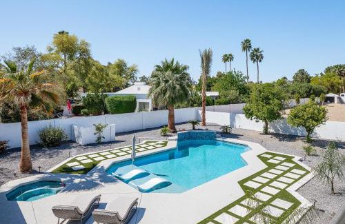 Paradise Valley Village House | LUXE-Paradise Palace-Heated Pool/Spa-Guest Casita