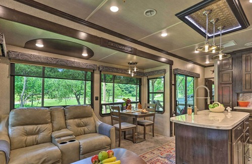 Ennice House | Luxe Park Model RV with Outdoor Entertainment!