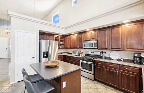 Avondale House | Luxe Private Avondale Getaway w/Pool Near Phoenix