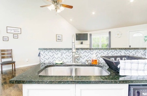 Guntersville House | Luxe Private Getaway in the Heart of Guntersville!