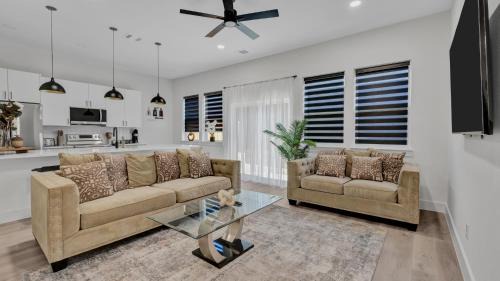 Dallas House | Luxe Retreat in the Heart of Dallas l Pet-Friendly