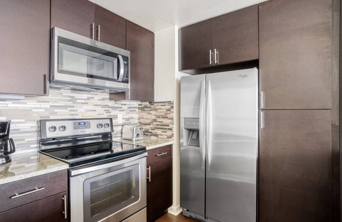 Rincon Hill Apartment | Luxe Rincon Hill 1BR w/Gym & Lounge, walk to Embarcadero, by Blueground