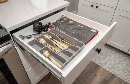 Covington House | Luxe Spot Suites