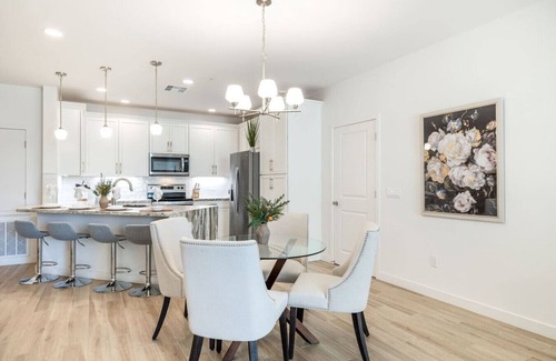 Ocotillo Apartment | Luxe Stay at The Cays | Posh Ocotillo Escape | Gym