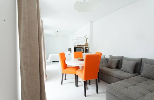 San Francisco-Ribera Apartment | Luxe Suite with Patio and Jacuzzi