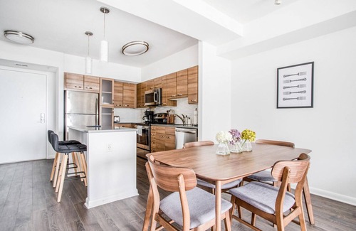 McLean Apartment | Luxe Tysons Corner 1BR w/Pet Grooming Salon, nr Subway, by Blueground