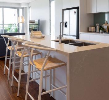 Magenta Shores House | Luxe Waterfront Coastal Retreat
