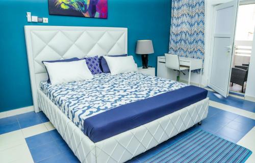 Littoral Department Apartment | Luxensuites