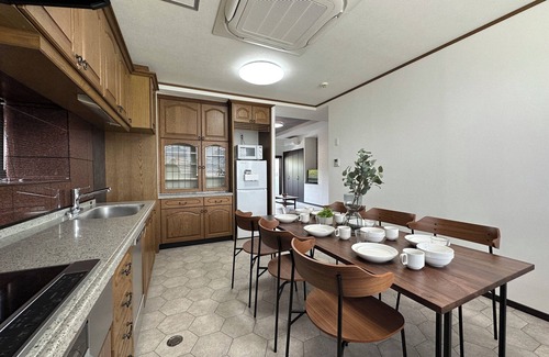 Minami Ward Apartment | Luxes Hijiyama 601