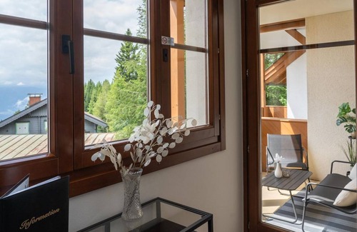 Treffen Apartment | Luxescape Gmbh - Ferienwohnung Alpenblick
