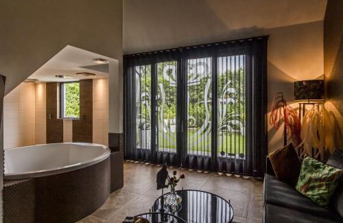 Nuland Hotel | Luxexcellent super suite