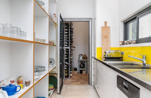 Possum Creek House | Luxico's The Paint Box - contemporary living