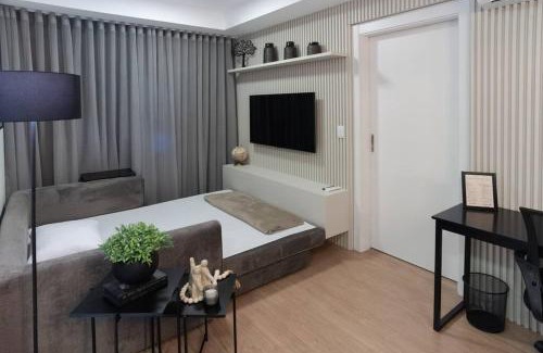 Gleba Fazenda Palhano Apartment | Luxo na Gleba com ar na sala e quarto, lava e seca e academia