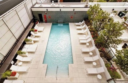Downtown Montreal Condo | Luxuary and Cozy Condo (2 bed with complete 2 bath)