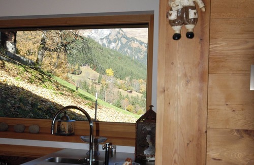 Grindelwald Ski Chalet | Luxuary Chalet at the bottom of the Eiger in Grindelwald with amazing views !