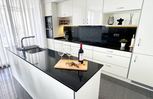San Fulgencio Villa | Luxuary Villa with large outdoor area and swimming pool and children's play area