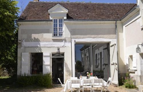 Saint-Georges-sur-Cher House | Luxueuse demeure rénovée avec piscine chauffée et vaste parc, à proximité des châteaux et du zoo de Beauval - FR-1-491-347