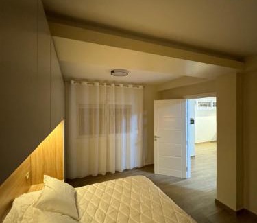 Bir El Djir Apartment | Luxueux T2 niveau bas dune maison indépendante à bir El djir