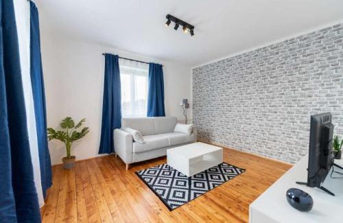 Sankt Veit am Vogau House | Luxuriöses Bauernhaus mit Garten und Parkplatz