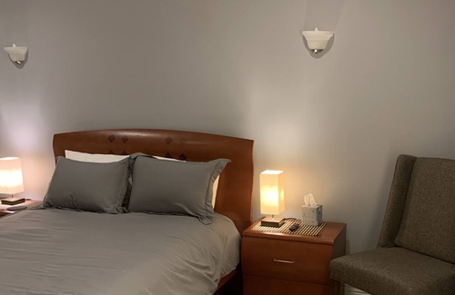 Layton House | Luxuries, Budget Friendly, Perfect for Longer Visits, Two Private suites