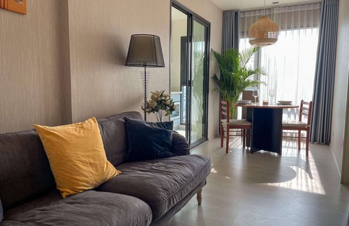 Bang Chak Apartment | luxurious Condo W/Train access
