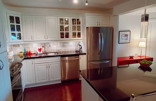 Lakeview Condo | Luxurious, 1200 square foot, two bedroom condo