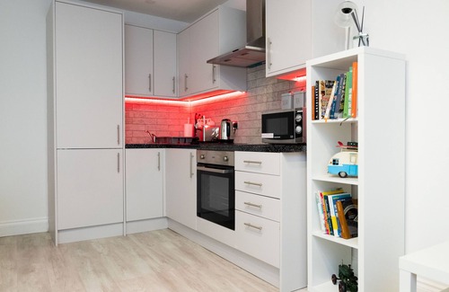 Chapeltown Apartment | Luxurious 2 bedroom -In Leeds near dance School