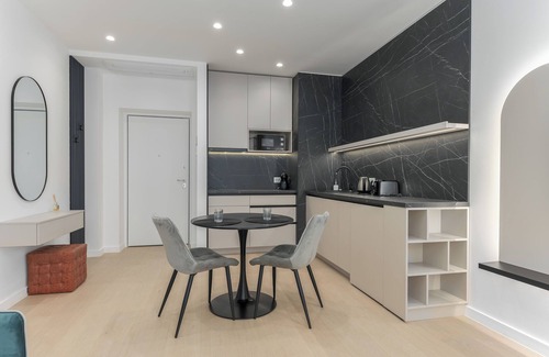 Sector 2 Apartment | Luxurious 2-room apartment in northern Bucharest: concierge services, WiFi, AC