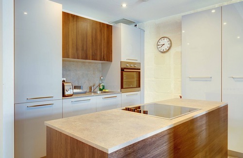 Valletta Apartment | Luxurious 2BR Apartment in Valletta