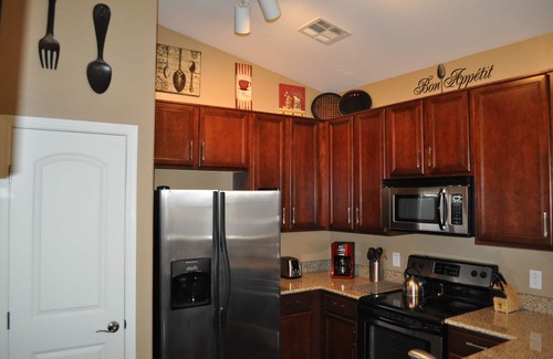 Gardens House | Luxurious 3 Bd Townhome Rental In Highly Desired Gilbert Area
