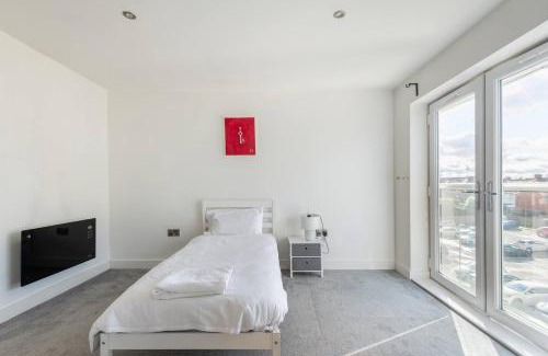 Handsworth Apartment | Luxurious 3-Bed Penthouse in Sheffield
