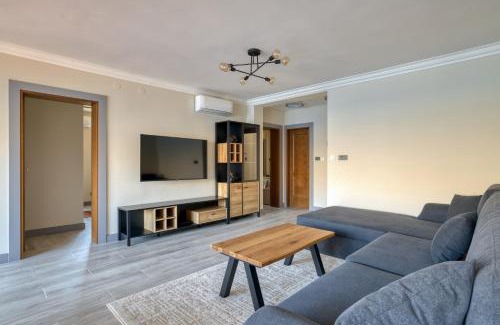 Prcanj Apartment | Luxurious 3-Bedroom Apartment by MN Property