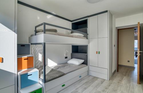 Prcanj Apartment | Luxurious 3-Bedroom Apartment by MN Property