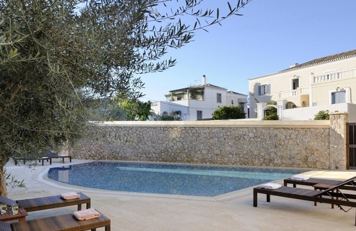Spetses Villa | Luxurious 3-BRM Cozy Villa With Pool And Wonderful View