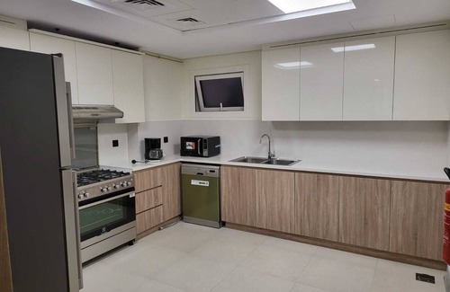 Mirdif Apartment | Luxurious 4BHK duplex suite for short stay