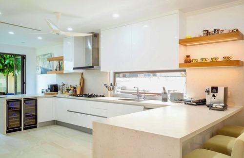 Cherngtalay House | Luxurious 5-bedroom pool villa off enchanting Boat Avenue BangTao Beach