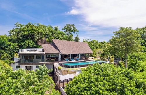 Pecatu Villa | Luxurious 6BR Clifftop Villa, 5 Minutes to Bingin