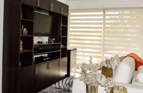 Santa Ana Condo | Luxurious and spacious house -- 5 min from Lindora and Santa Ana!