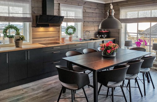 Rauland House | Luxurious and spacious cottage in Holtardalen.