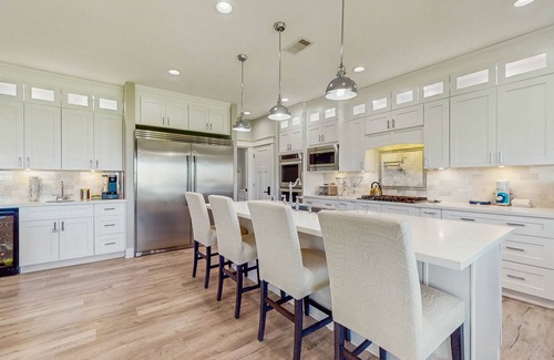 Indian Beach House | Luxurious beach house with outdoor dining and elegant design - steps to beach