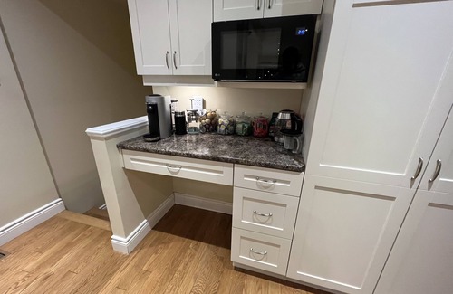 Richmond Hill House | Luxurious Bungalow Experience - Easy Transportation to Toronto