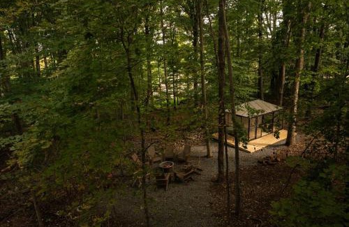 Lake Ariel Ski Chalet | Luxurious Cabin by Lakes & Ski