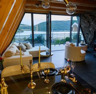 Nisava District Villa | Luxurious cabin for couples with hot tub lake view