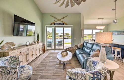 Naples House | Luxurious Canal-Front Retreat with Game Room!