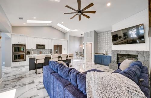 Caloosahatchee House | Luxurious Cape Coral Oasis Half Mi to Boat Ramp!