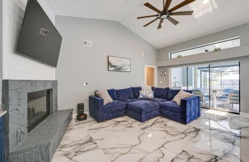 Caloosahatchee House | Luxurious Cape Coral Oasis Half Mi to Boat Ramp!